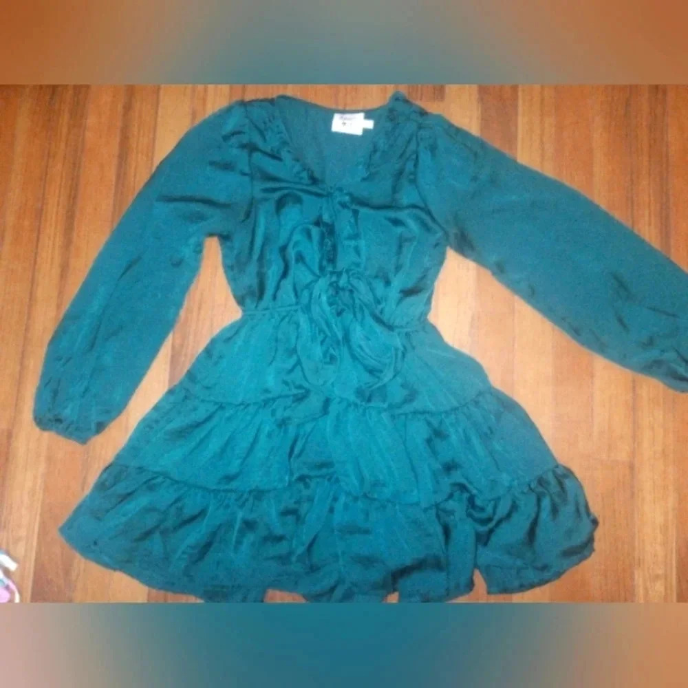 Princess Polly‎ dress